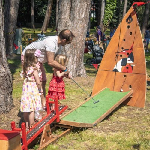 El minigolf-Cie Mumusic Circus© Karine Delage